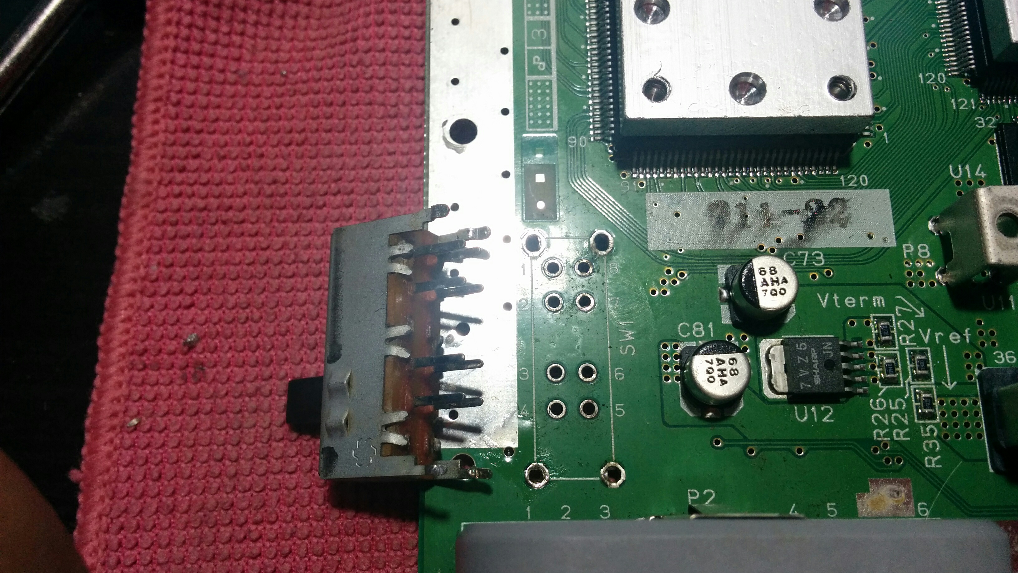 Nintendo 64 - Interruptor de encendido desoldado